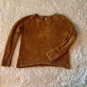 MUDD Fuzzy Soft Sweater